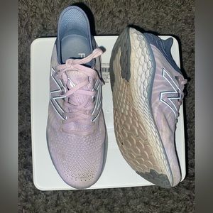 Women’s New Balance fresh foam sneakers size 9. Worn in good condition.